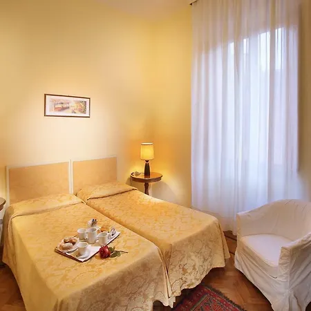Internazionale Hotel 3*